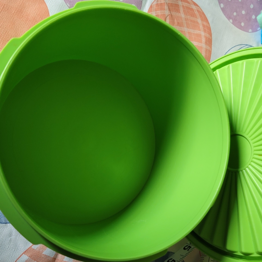 VINTAGE TUPPERWARE BUNDLE - Picture 8 of 16